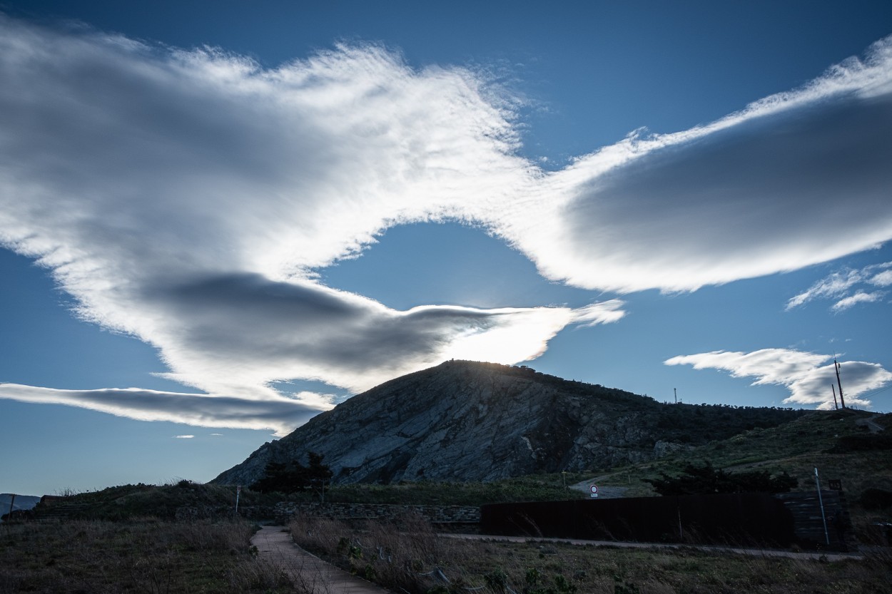 "Cielo de tramontana" de Roberto Jorge Escudero