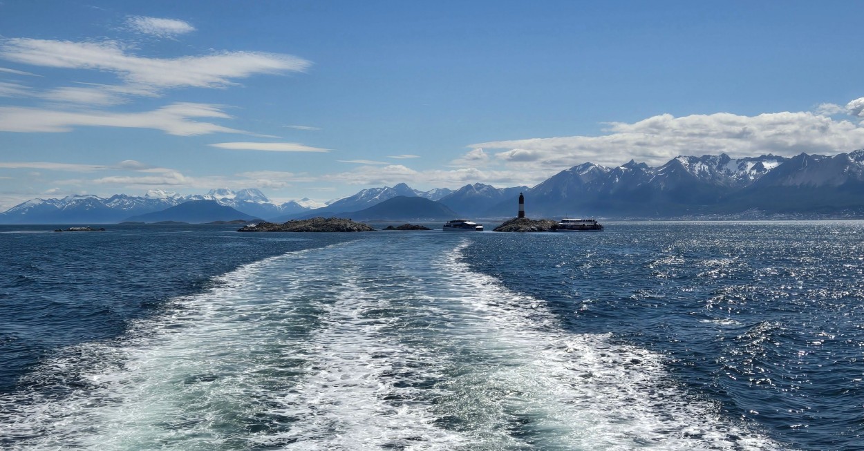 "Navegando por el canal de Beagle" de Manuel Raul Pantin Rivero