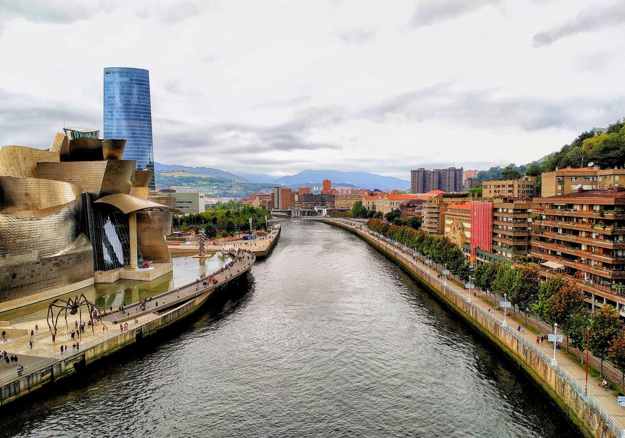 "Bilbao, Espaa" de Manuel Raul Pantin Rivero