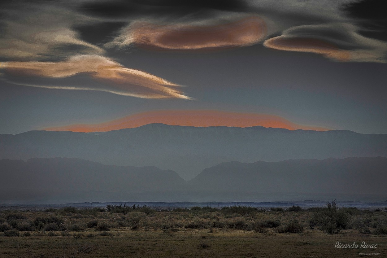 "Ocaso en el secano" de Ricardo Rivas