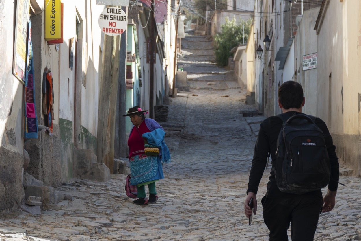 "Calles de Iruya" de Sandra Veronica Arena