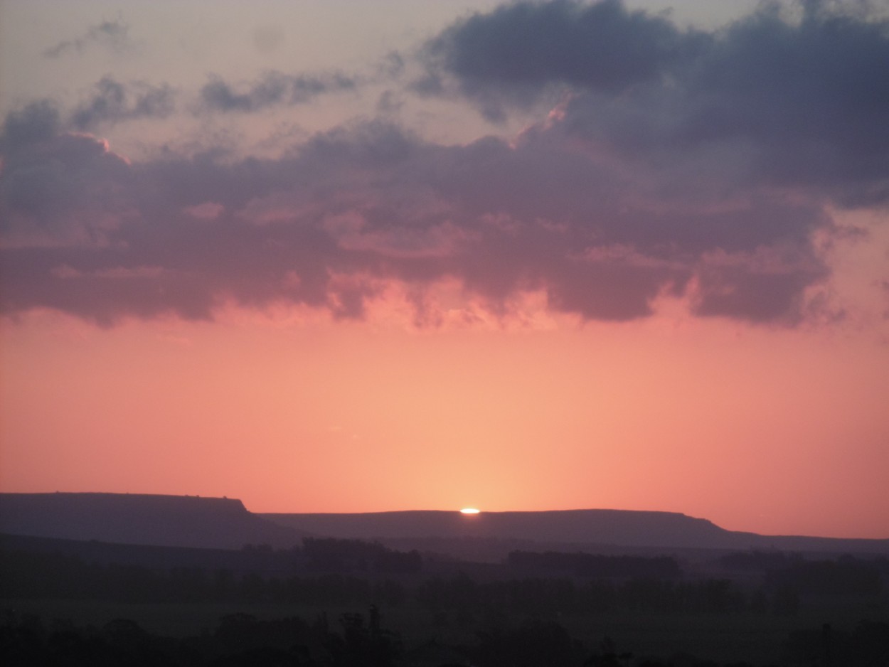 "Puesta de sol" de Miguel Angel Palermo