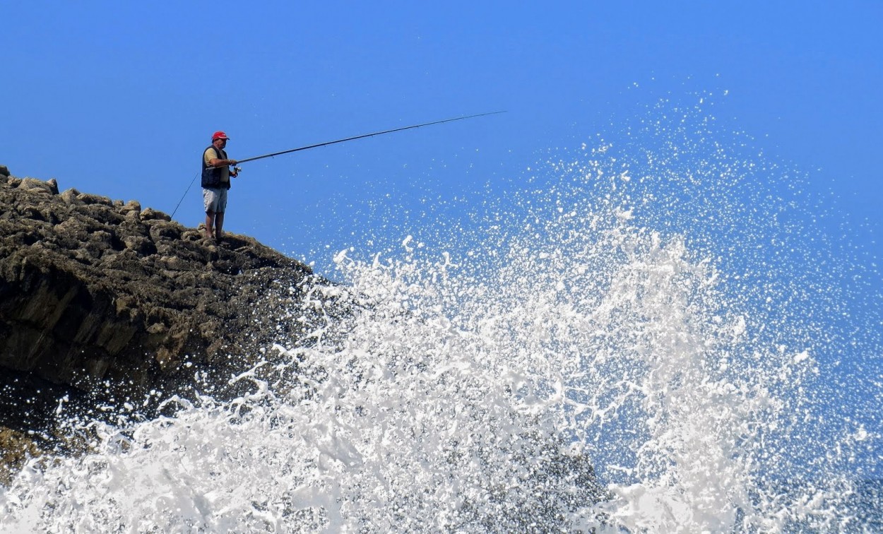 "El pescador solitario" de Manuel Raul Pantin Rivero