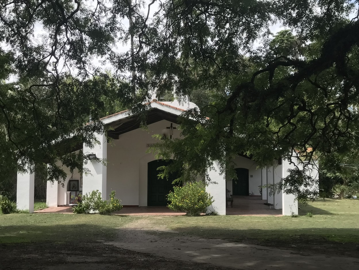 "La Capilla." de Maria Ines Ferrando