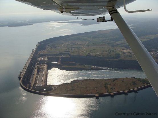 Foto 2/Itaipu (del guarani: Piedra que suena)