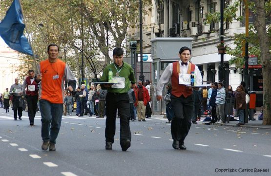 Foto 1/Carrera de Mozos y Camareras