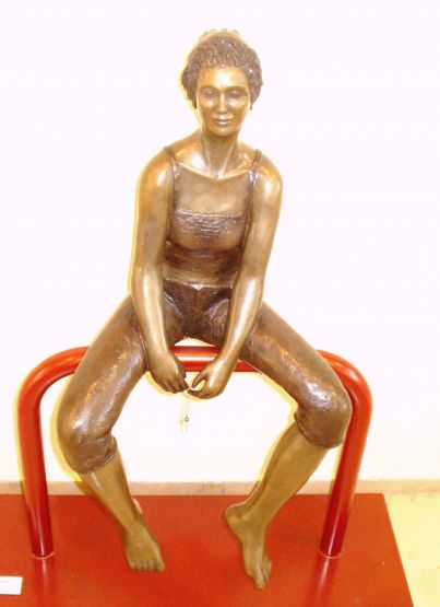 Foto 5/mujeres en bronze