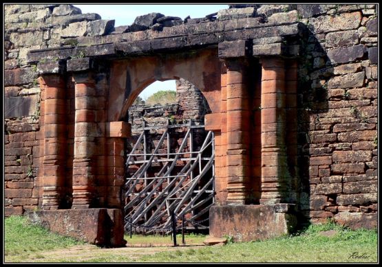 Foto 2/Ruinas Jesuticas de San Ignacio...