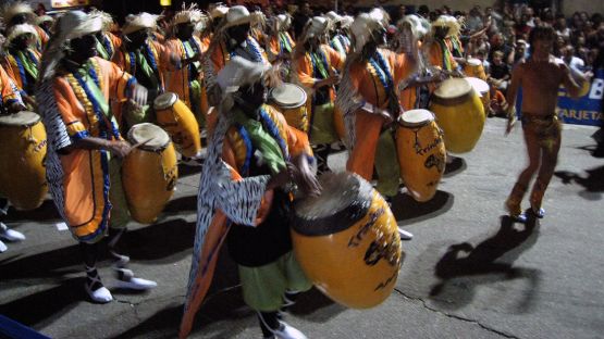 Foto 4/Llamadas del Carnaval de Montevideo 2010