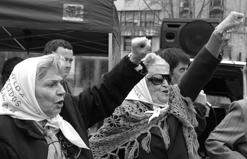 Foto 5/Ronda en Plaza de Mayo