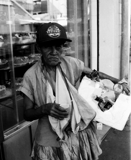 Foto 3/Mujer de la Calle