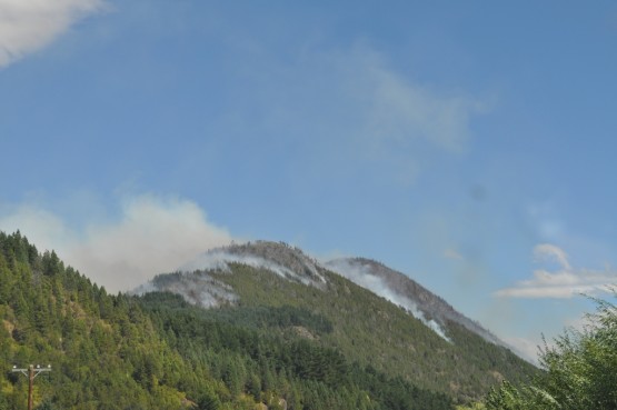 Foto 1/Fuego en el Lago Puelo