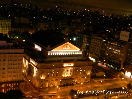 Foto 3/Noche de Buenos Aires desde el aire