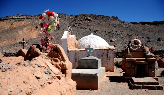 Foto 5/un cementerio de adobe