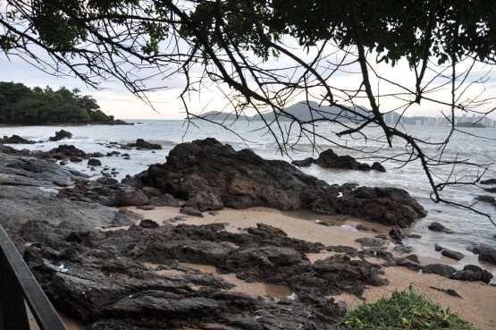 Foto 1/PRAIA DOS AMORES (CAMBORIU-BRASIL).-