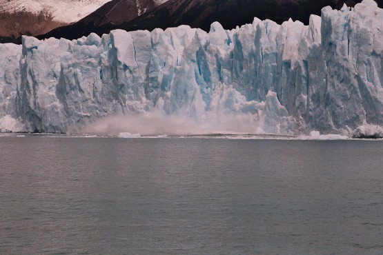 Foto 2/`LOS ULTIMOS GLACIARES DEL FIN DEL MUNDO`