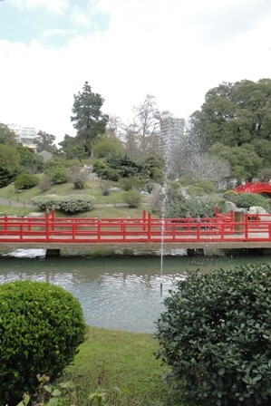 Foto 4/dia gris en el jardin japones