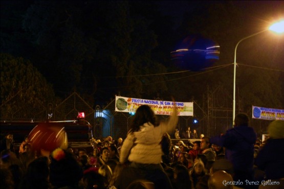 Foto 4/Las pelotas ( Roja Azul y Amarilla)