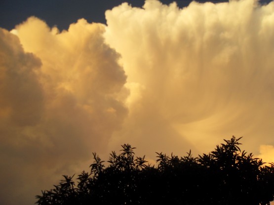 Foto 4/Tiempo de nubes...