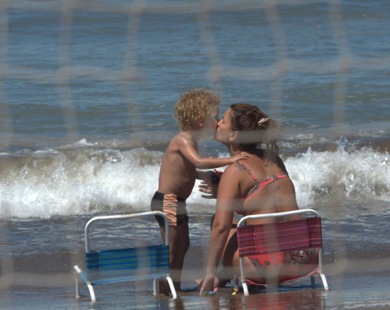 Foto 4/Hurtadillas en la playa