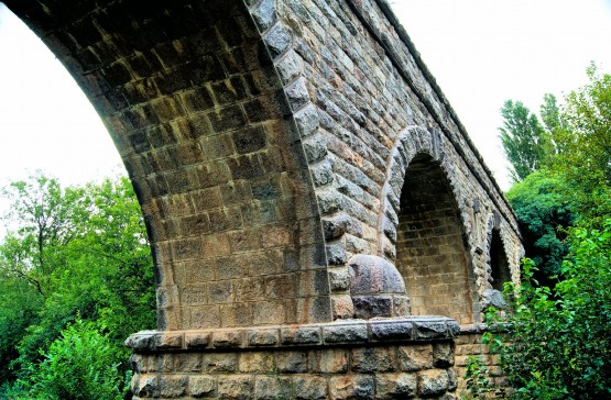 Foto 5/Puente de Piedra Acueducto Vulpiani