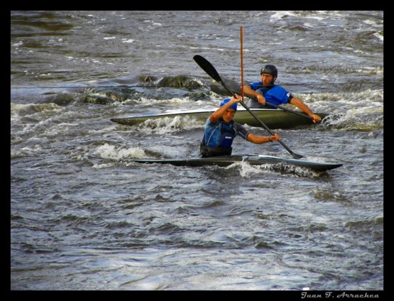 Foto 1/kayak slalom