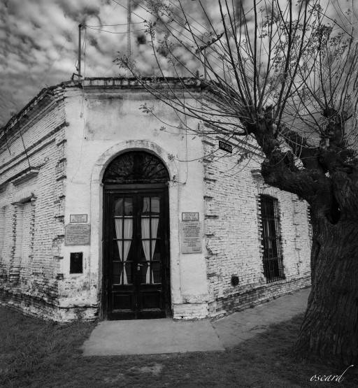 Foto 3/Esquinitas de un pueblo en silencio. Carlos Keen