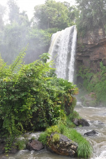 Foto 5/cataratas del iguazu - salto las dos hermanas. . .