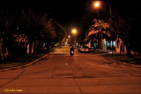 Foto 5/Nocturnas en el barrio