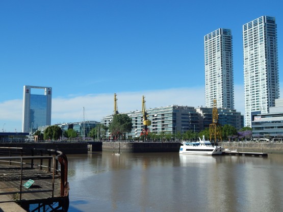 Foto 2/Puerto Madero hoy...