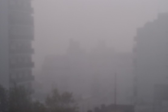 Foto 1/27 de mayo.Maana de Niebla en Avellaneda