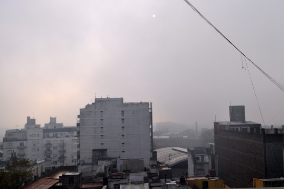 Foto 5/27 de mayo.Maana de Niebla en Avellaneda