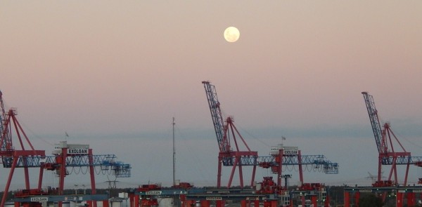 Foto 5/GLTAPyG (Gran Luna tras Autopista Puente y Gras)