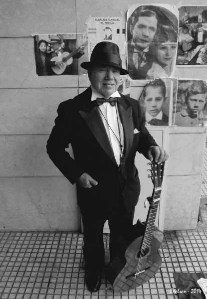 Foto 2/Carlos Gardel VIVE!