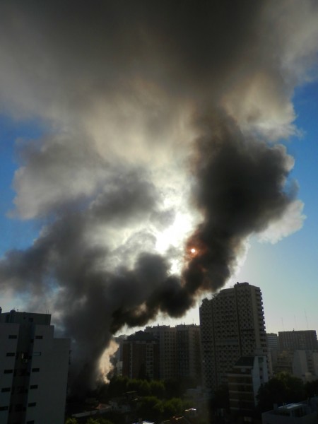 Foto 1/Incendio en el supermercado