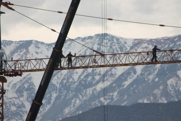 Foto 3/Montando Grua de altura