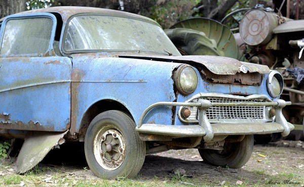 Foto 3/Vehiculos Abandonados