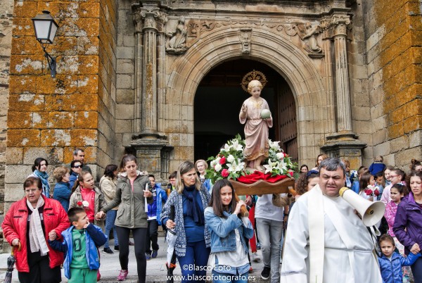 Foto 1/Ofrenda Floral de los nios