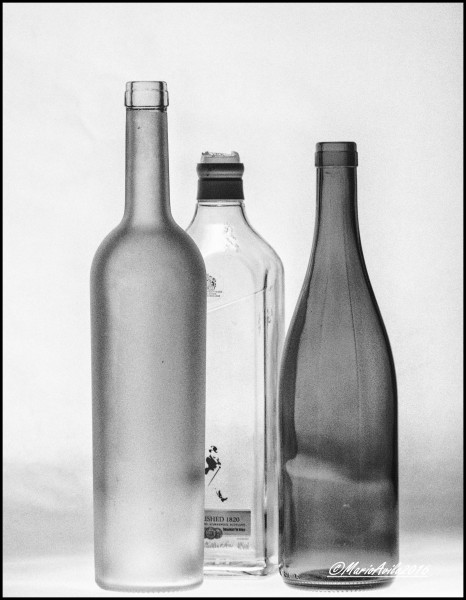 Foto 2/botellas en b&n