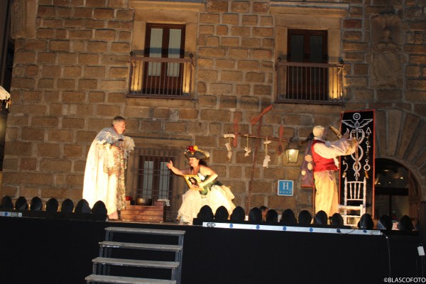 Foto 5/Noche Abierta, Plasencia