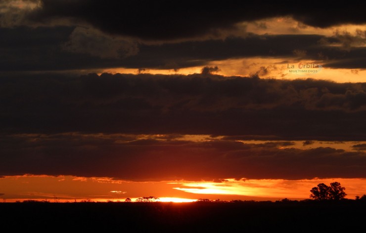 Foto 2/Ocaso en el Tiempo