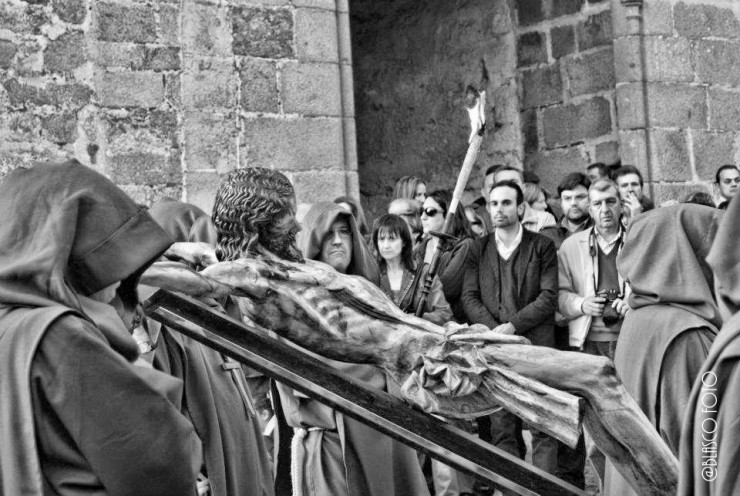 Foto 5/Procesin Magna, Plasencia, en monocromo