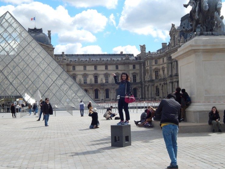 Foto 3/En la entrada del Louvre