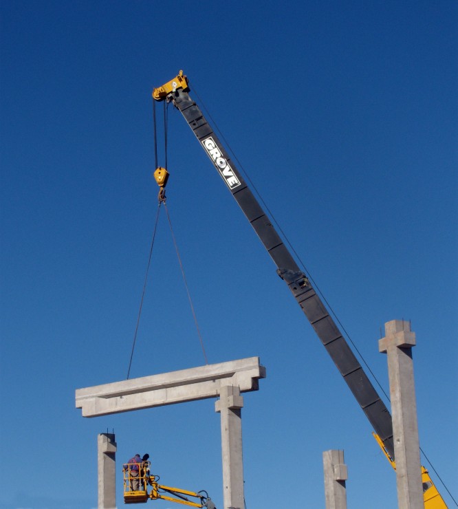 Foto 2/Desafiando las alturas.