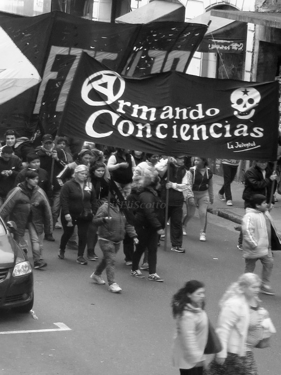 Foto 1/`Armando conciencias`