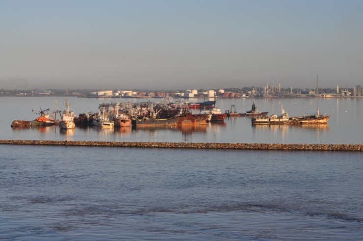 Foto 1/Cementerio de barcos...