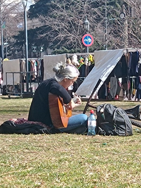 Foto 3/Notas musicales en la plaza