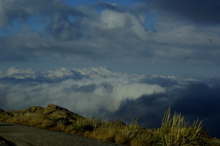 Foto 2/Caminos entre nubes