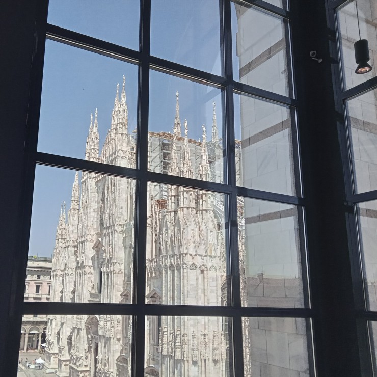 Foto 4/perspectivas del Duomo e Milan