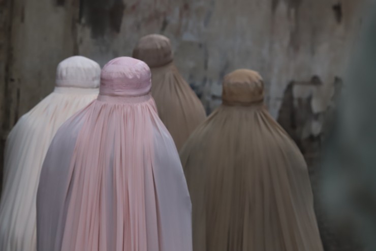 Foto 5/mujeres en burka
